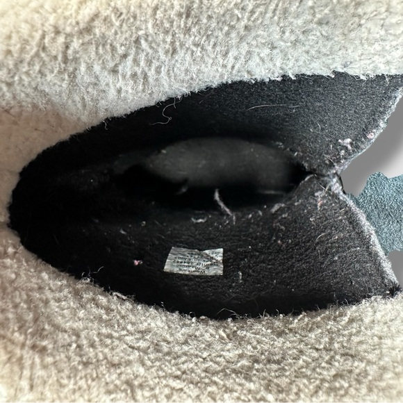 L.L. Bean Leather Duck Boots - Picture 9 of 12